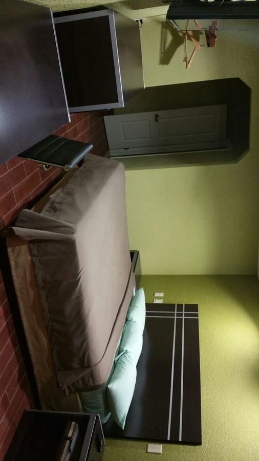 Derrick Inn Big Lake Bilik gambar